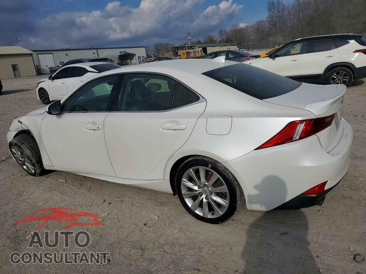 LEXUS IS 2015 - JTHBF1D29F5054805