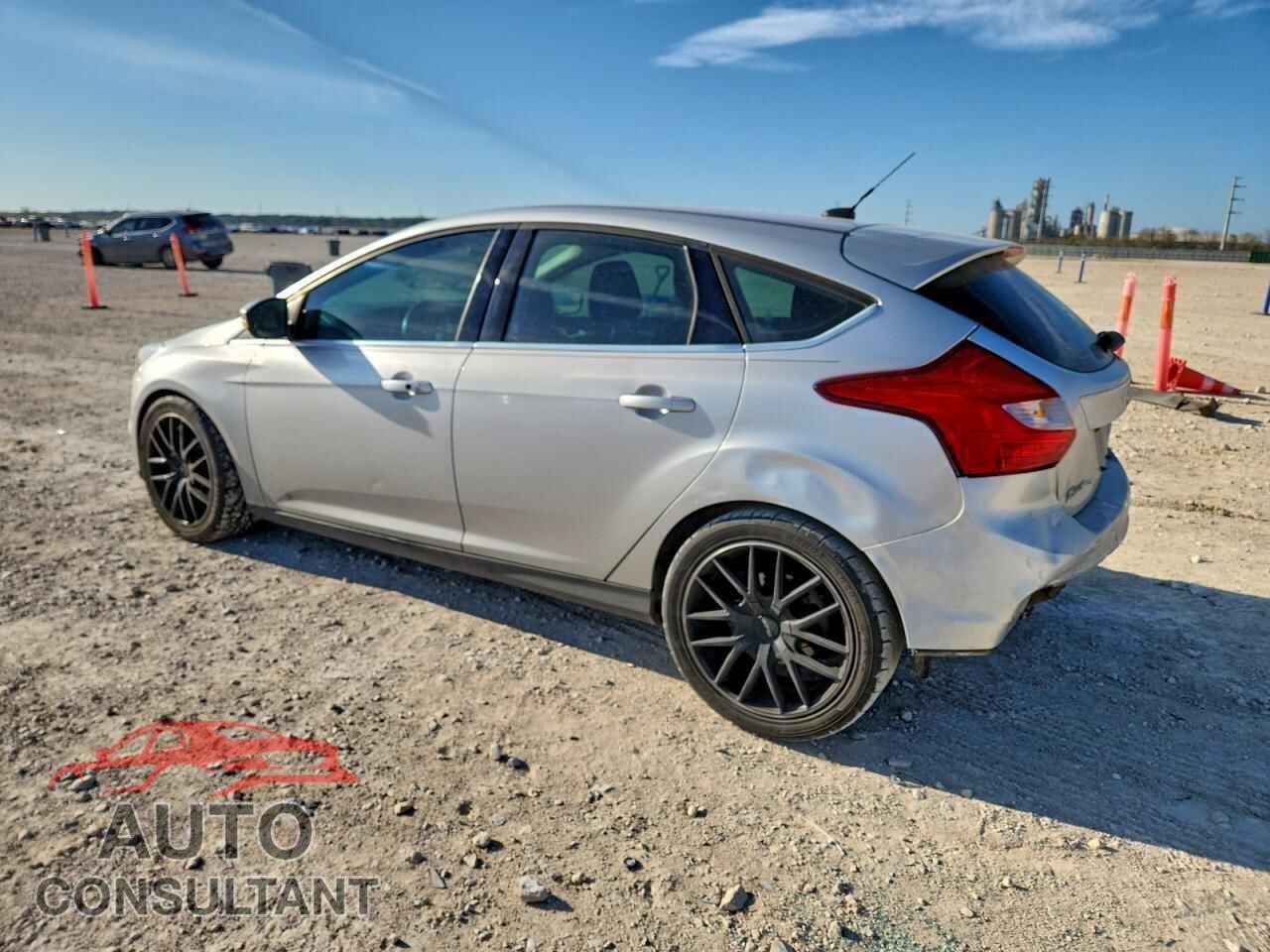 FORD FOCUS 2012 - 1FAHP3N2XCL329730