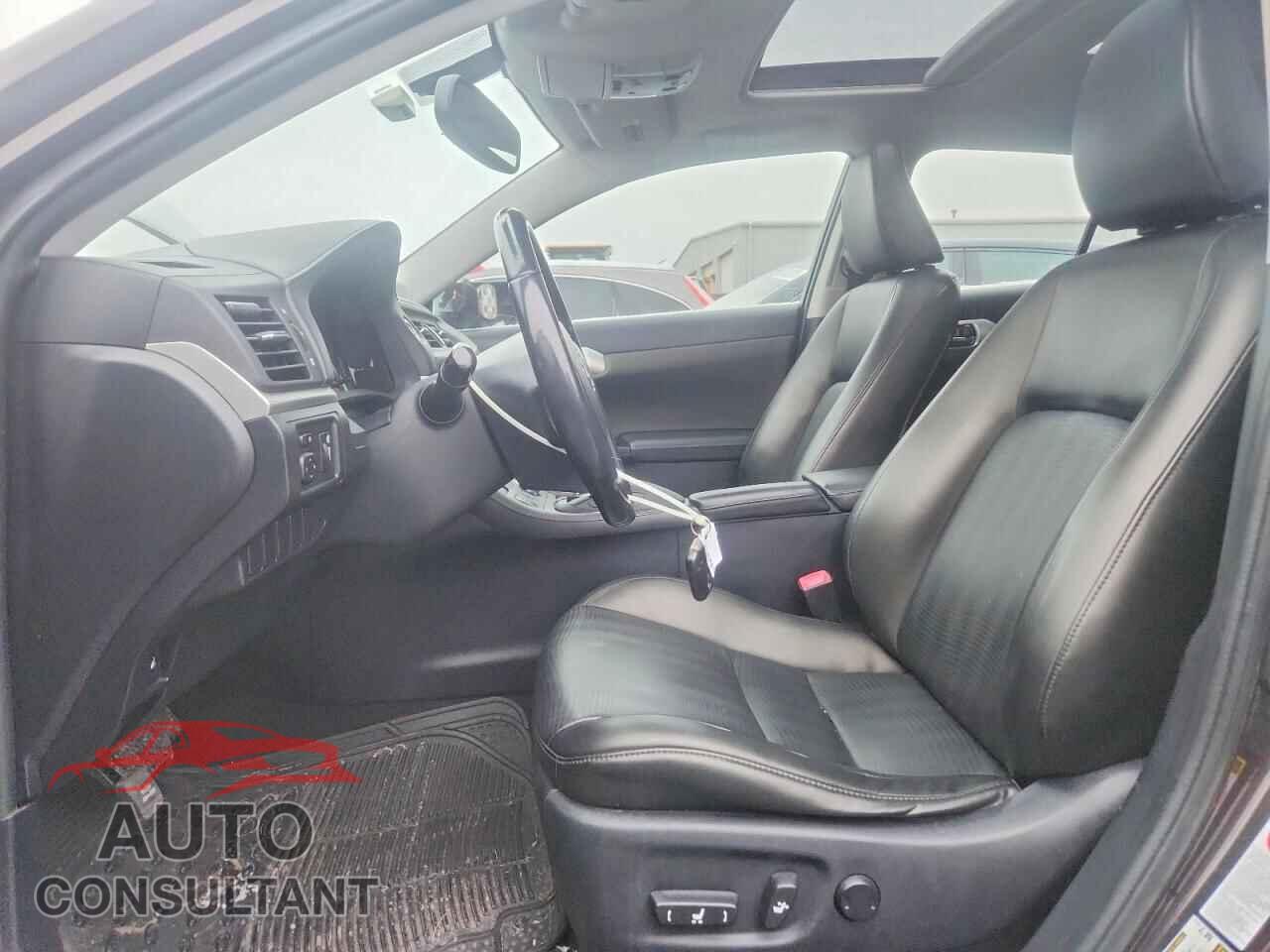 LEXUS CT 200 2013 - JTHKD5BH9D2152252