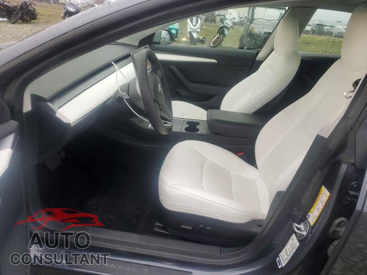 TESLA MODEL 3 2023 - 5YJ3E1EA3PF651320