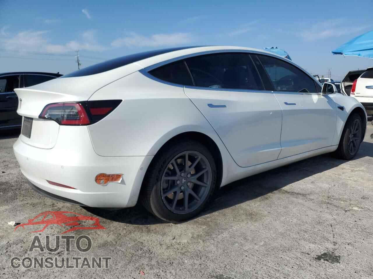 TESLA MODEL 3 2019 - 5YJ3E1EA1KF326545