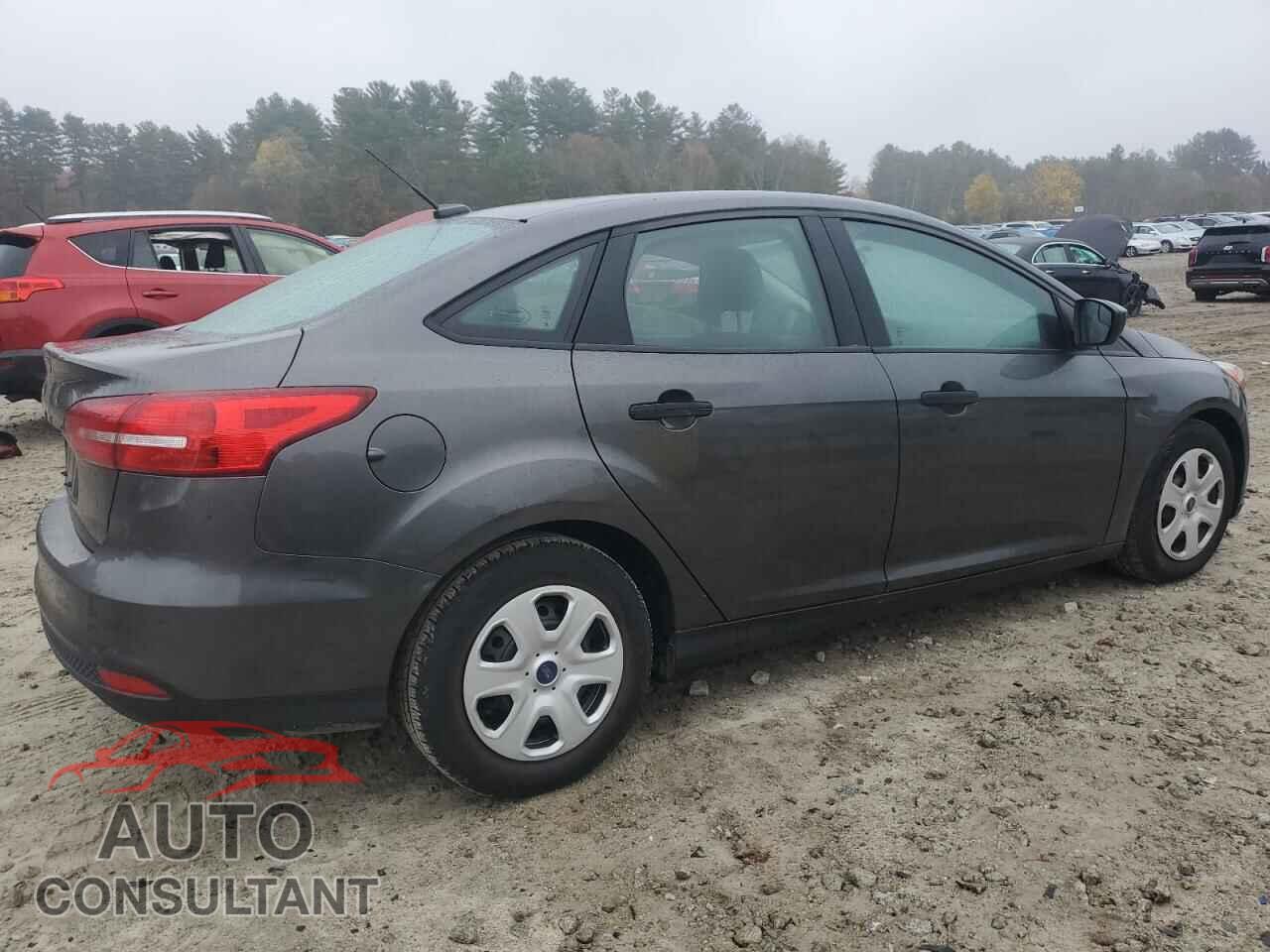 FORD FOCUS 2018 - 1FADP3E24JL233796