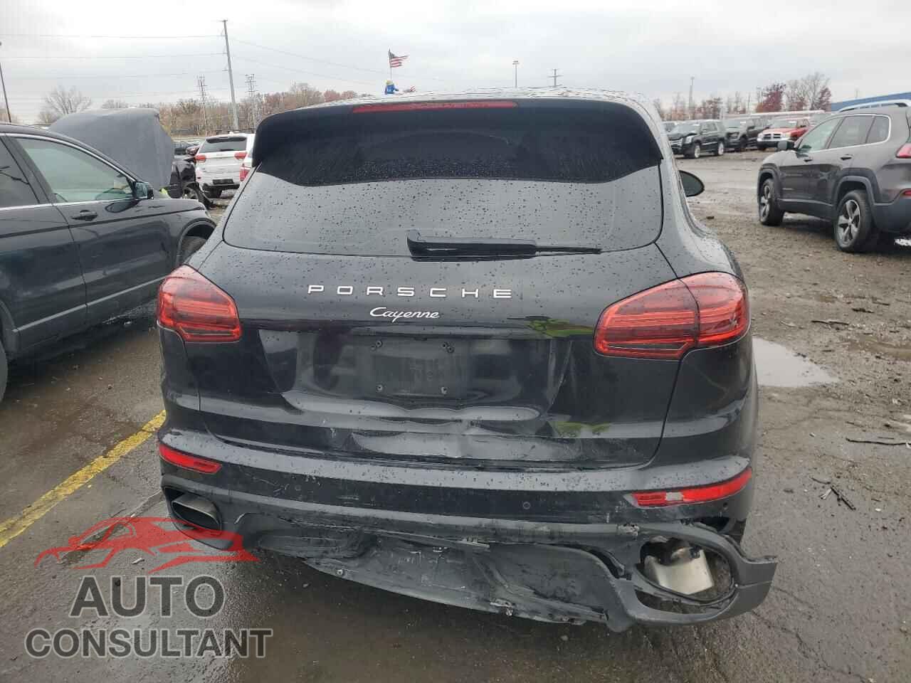 PORSCHE CAYENNE 2016 - WP1AA2A23GKA10547