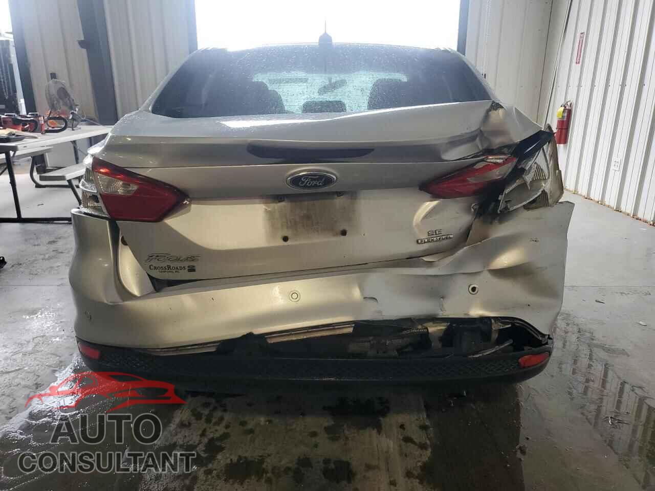 FORD FOCUS 2014 - 1FADP3F26EL257800