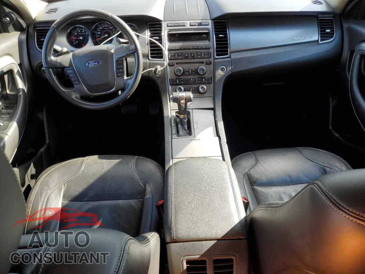 FORD TAURUS 2011 - 1FAHP2EW4BG125221