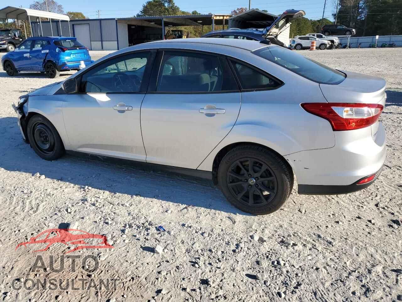FORD FOCUS 2012 - 1FAHP3F26CL202116