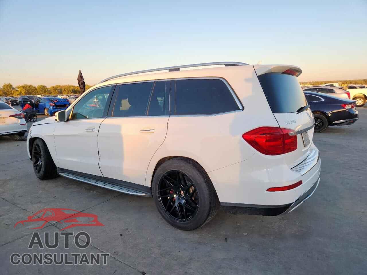 MERCEDES-BENZ GL-CLASS 2015 - 4JGDF2EE8FA567135
