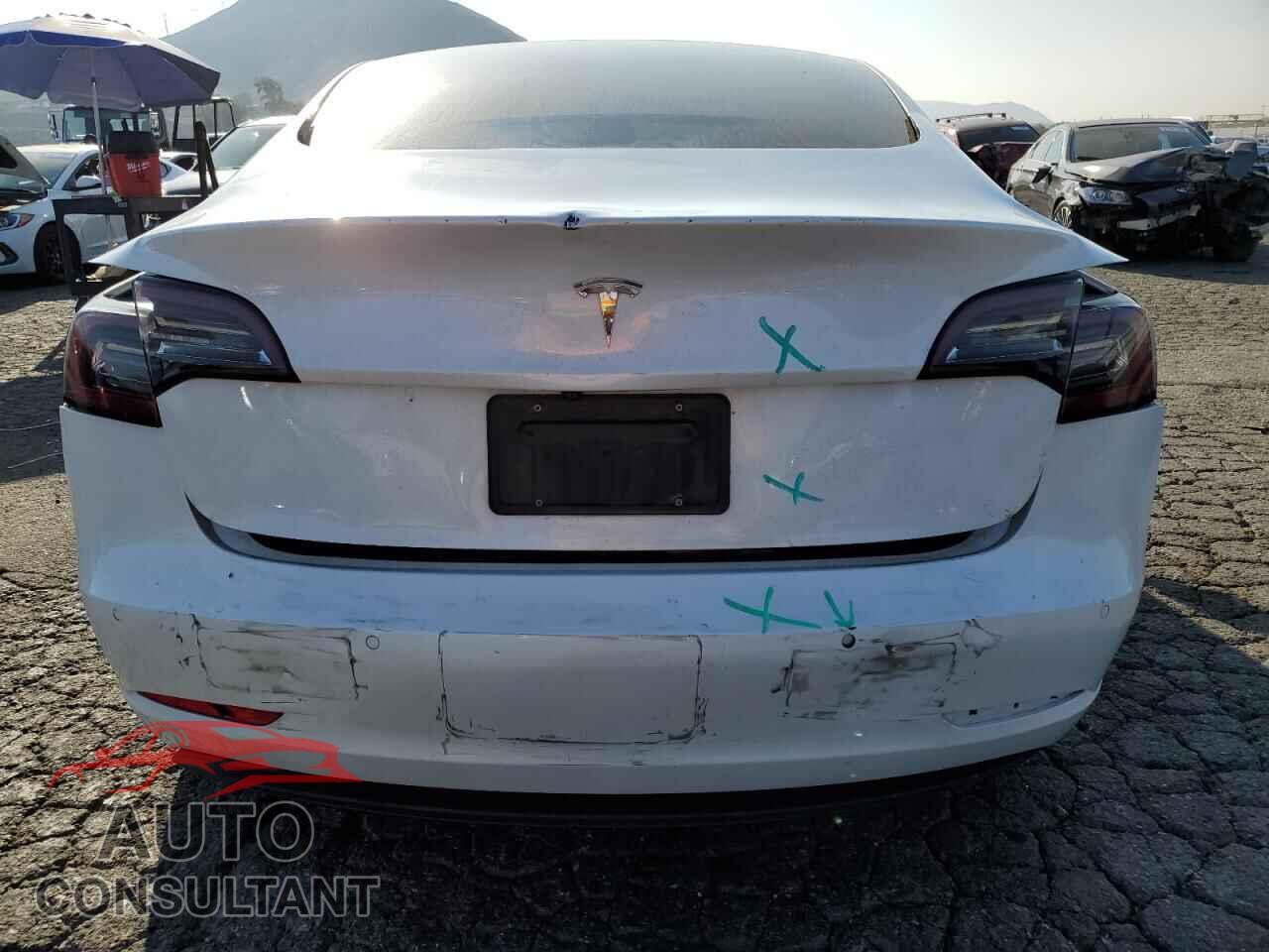 TESLA MODEL 3 2021 - 5YJ3E1EA3MF996472