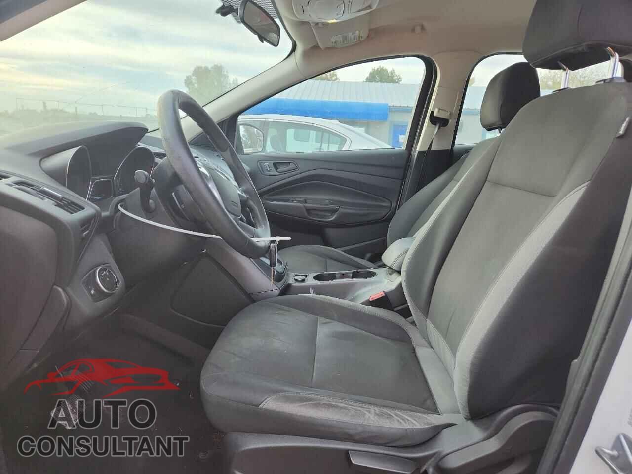 FORD ESCAPE 2015 - 1FMCU0F73FUB81002