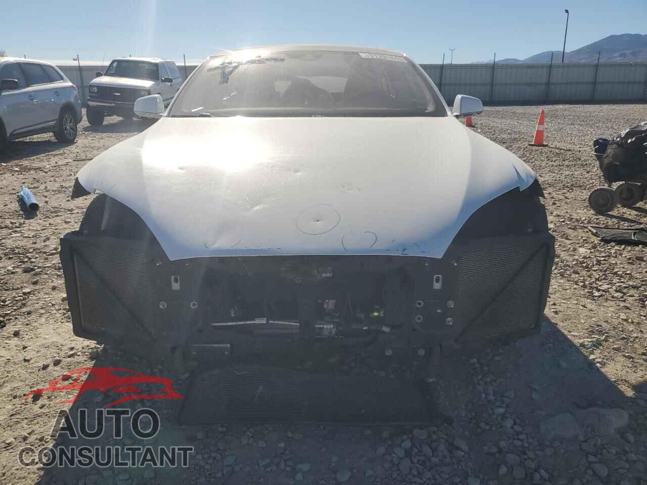 TESLA MODEL S 2016 - 5YJSA1E14GF149651