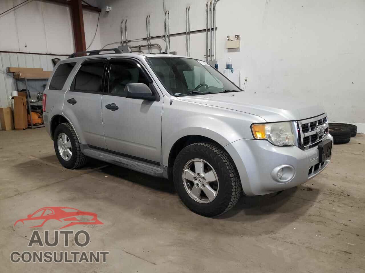FORD ESCAPE 2011 - 1FMCU9DG9BKB69708