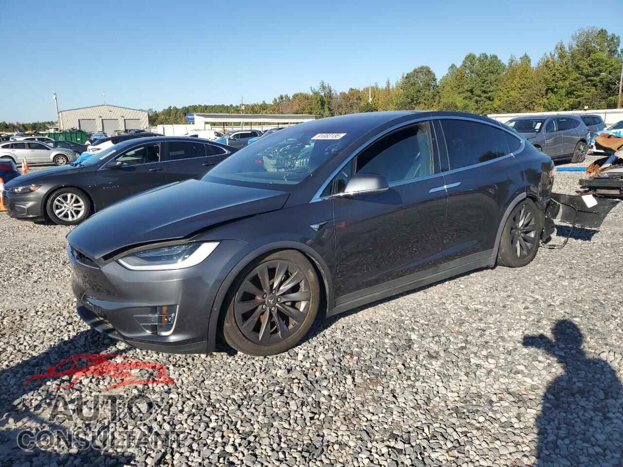 TESLA MODEL X 2017 - 5YJXCBE2XHF056830