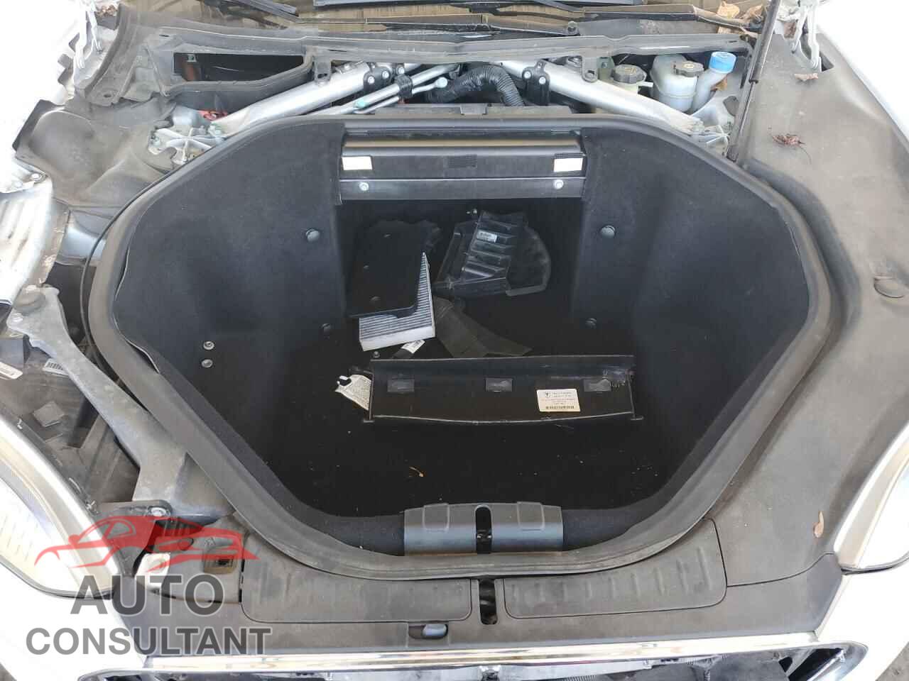 TESLA MODEL S 2014 - 5YJSA1H10EFP39712