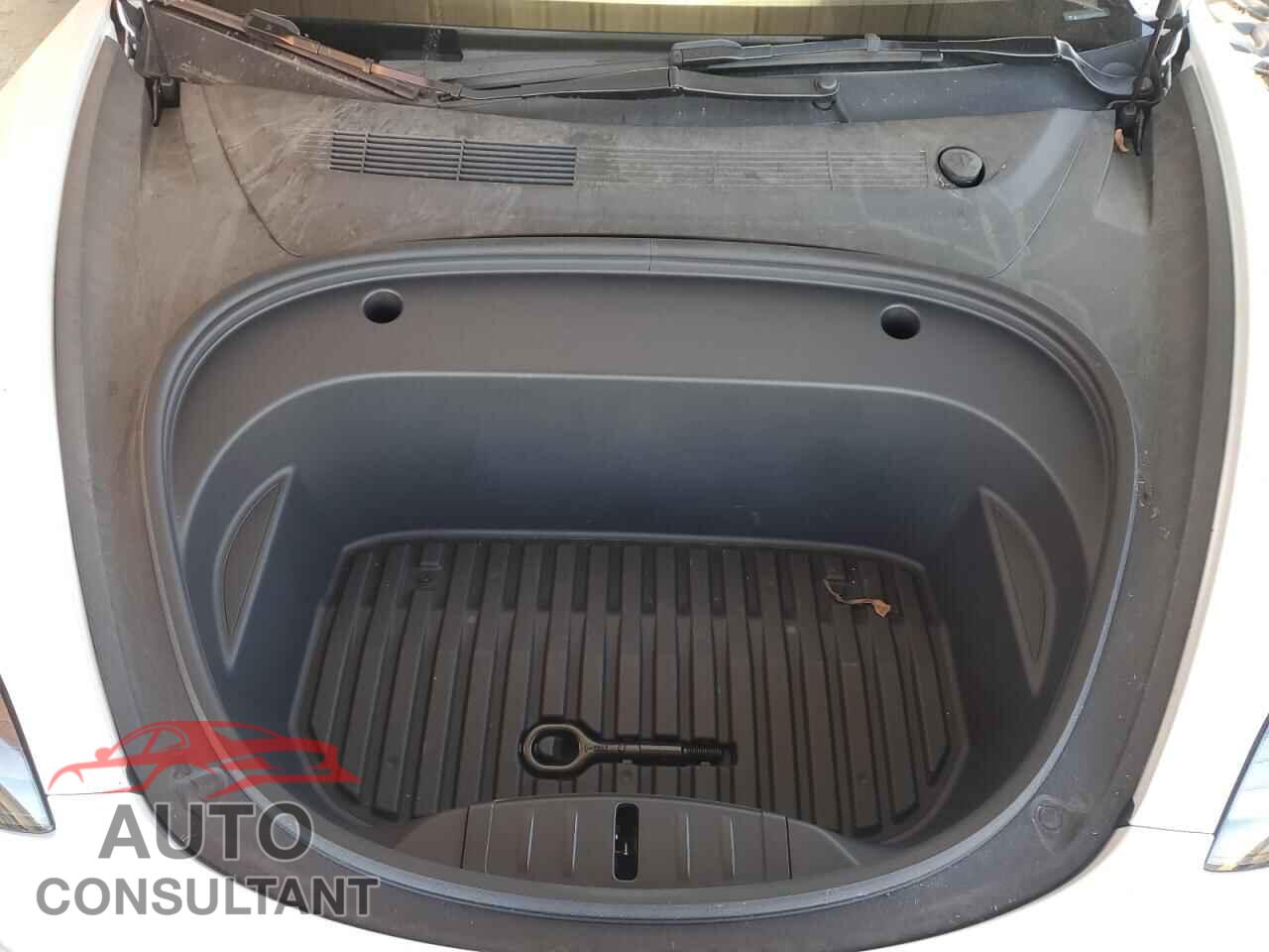 TESLA MODEL 3 2023 - 5YJ3E1EA7PF571325