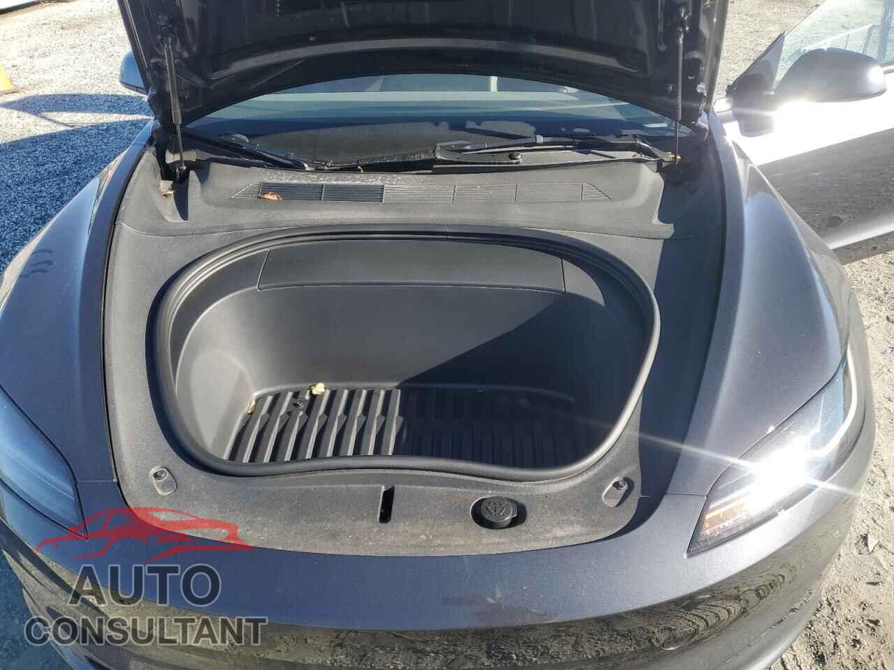 TESLA MODEL 3 2024 - 5YJ3E1EB9RF798544