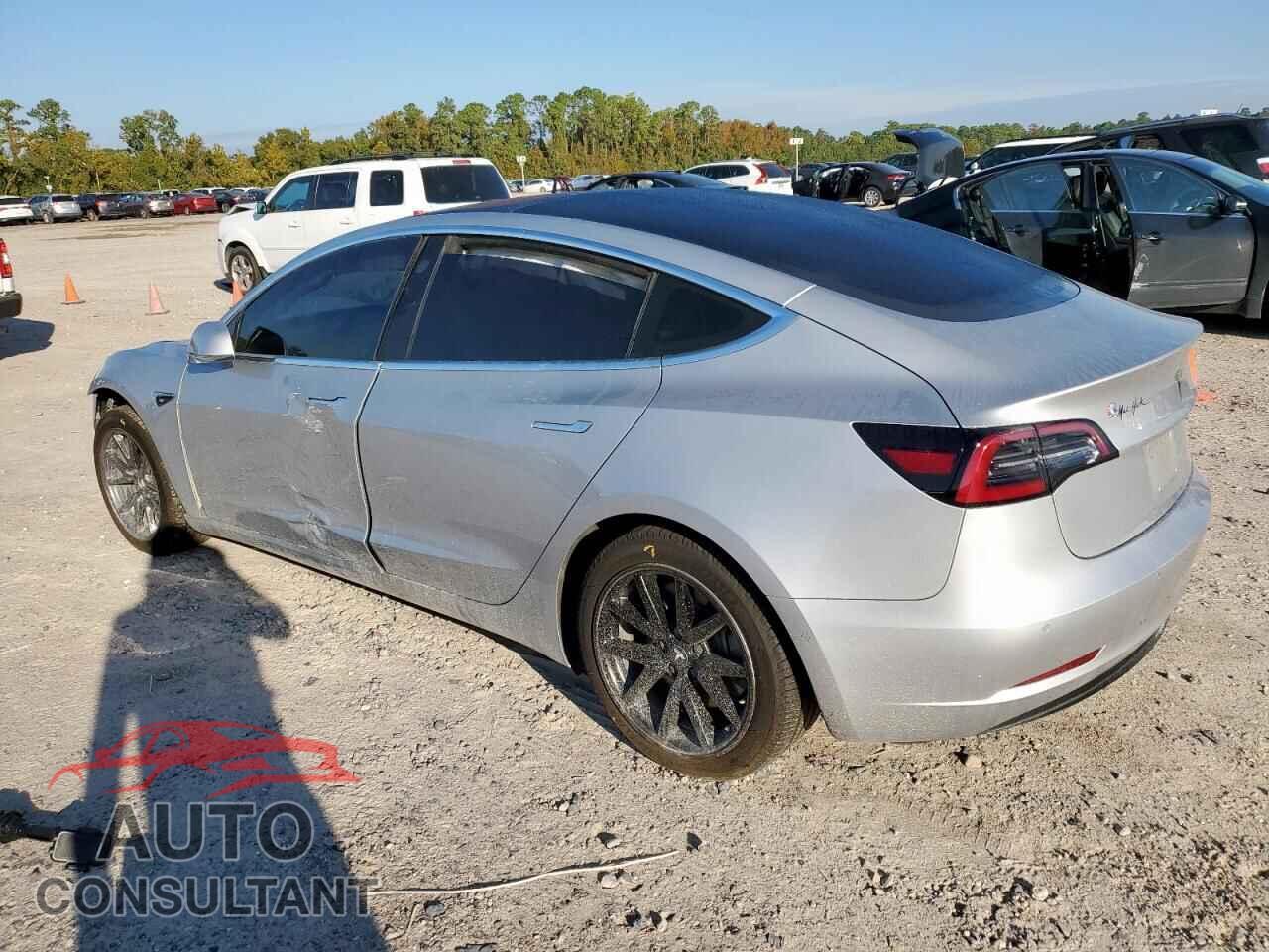 TESLA MODEL 3 2018 - 5YJ3E1EA6JF077271