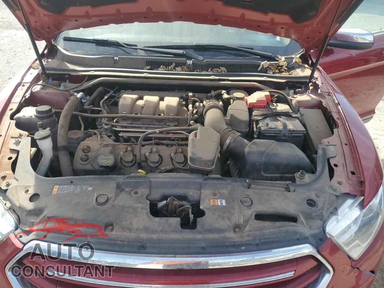 FORD TAURUS 2018 - 1FAHP2F87JG117970