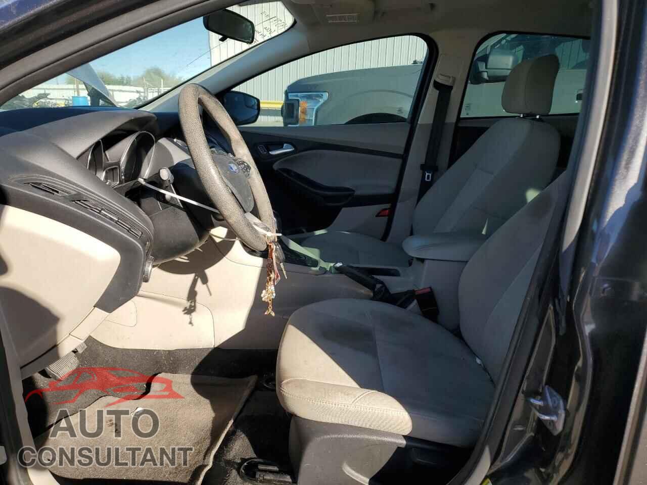 FORD FOCUS 2016 - 1FADP3K21GL323954