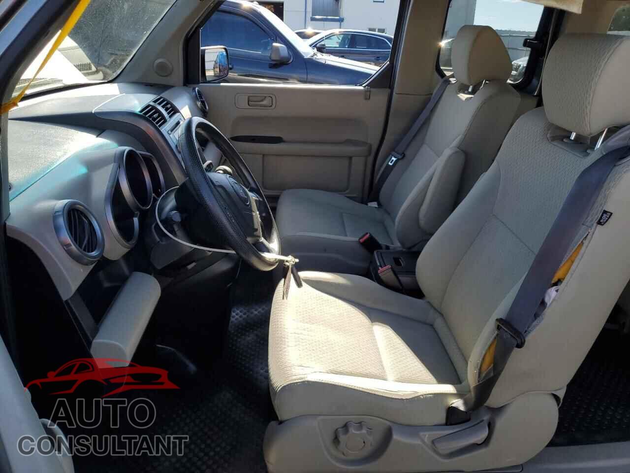HONDA ELEMENT 2011 - 5J6YH2H78BL002440