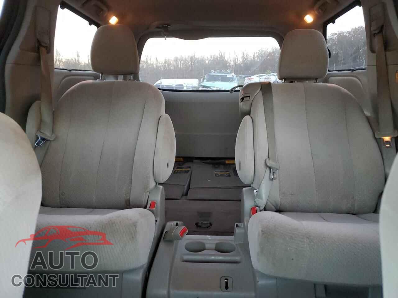 TOYOTA All Models 2013 - 5TDKK3DC3DS366319