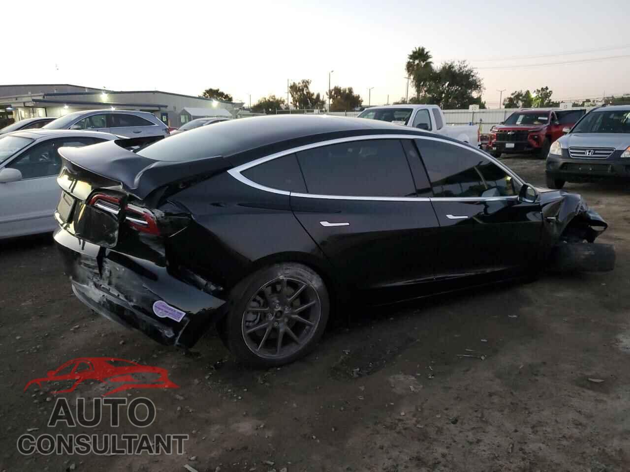 TESLA MODEL 3 2019 - 5YJ3E1EA5KF361900