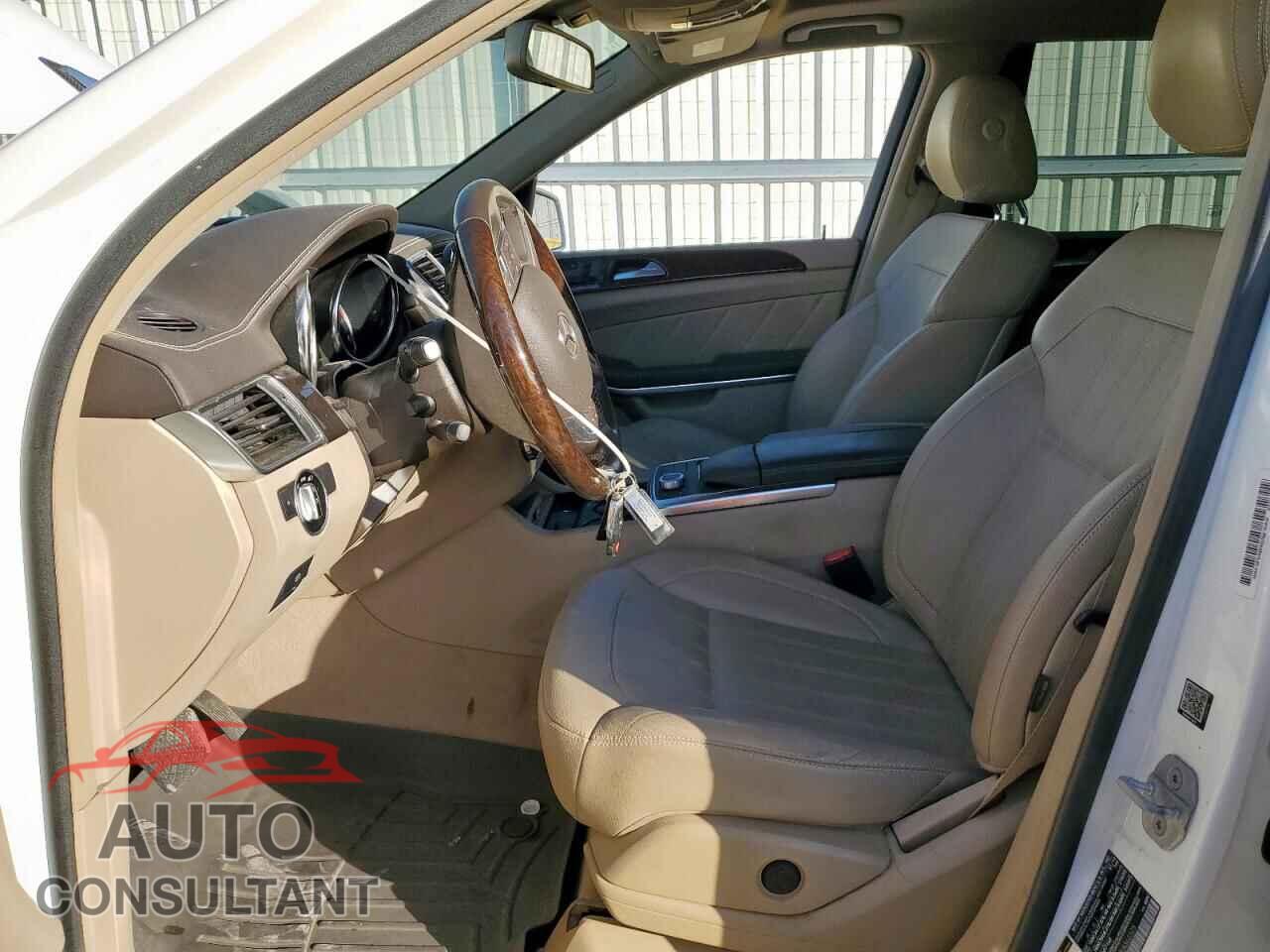 MERCEDES-BENZ GL-CLASS 2014 - 4JGDF2EE9EA362325