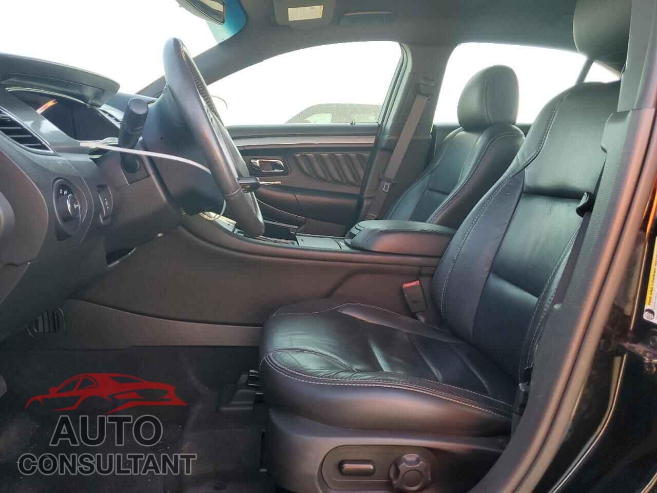 FORD TAURUS 2017 - 1FAHP2E84HG103407