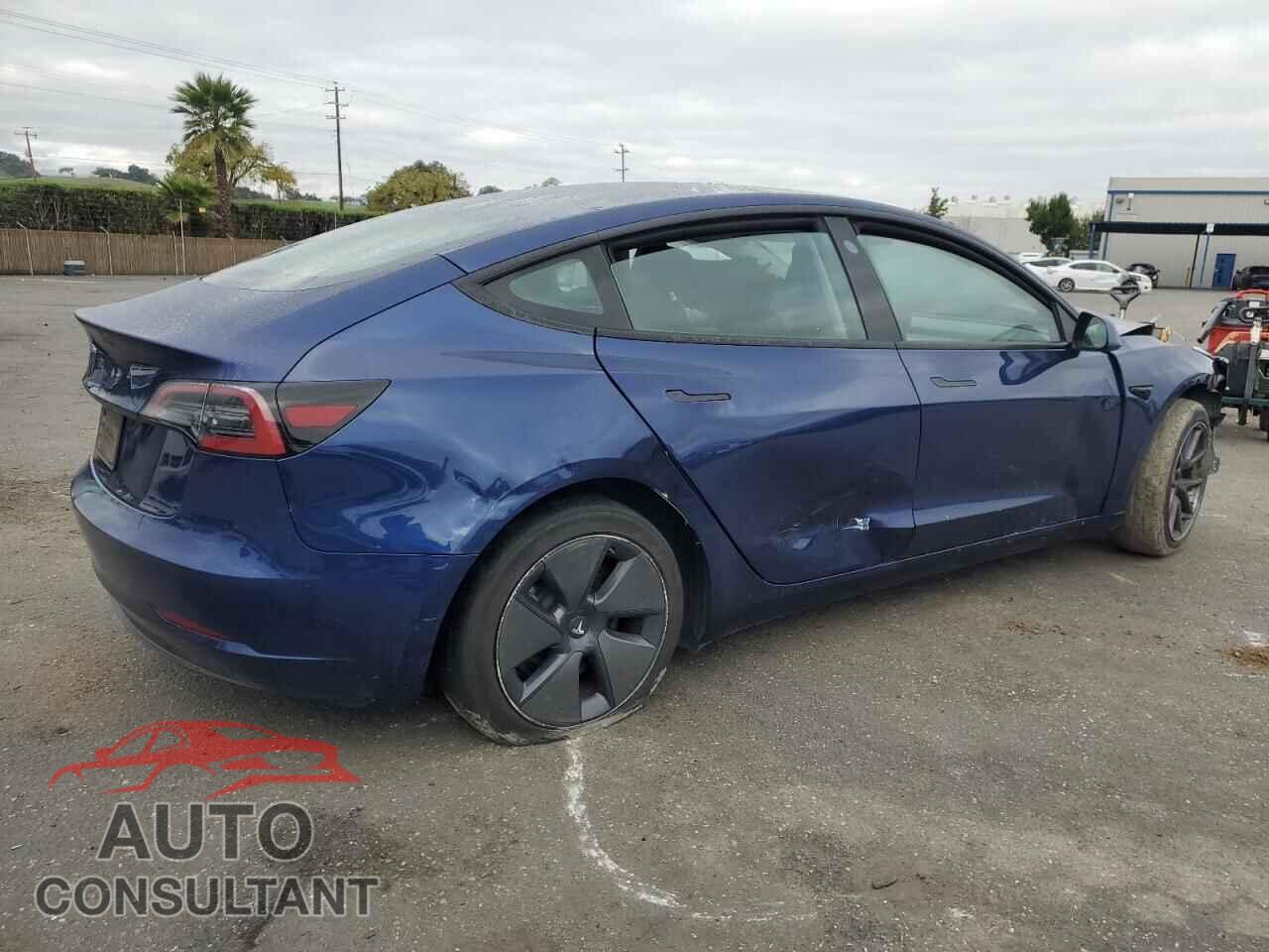 TESLA MODEL 3 2023 - 5YJ3E1EA7PF668329