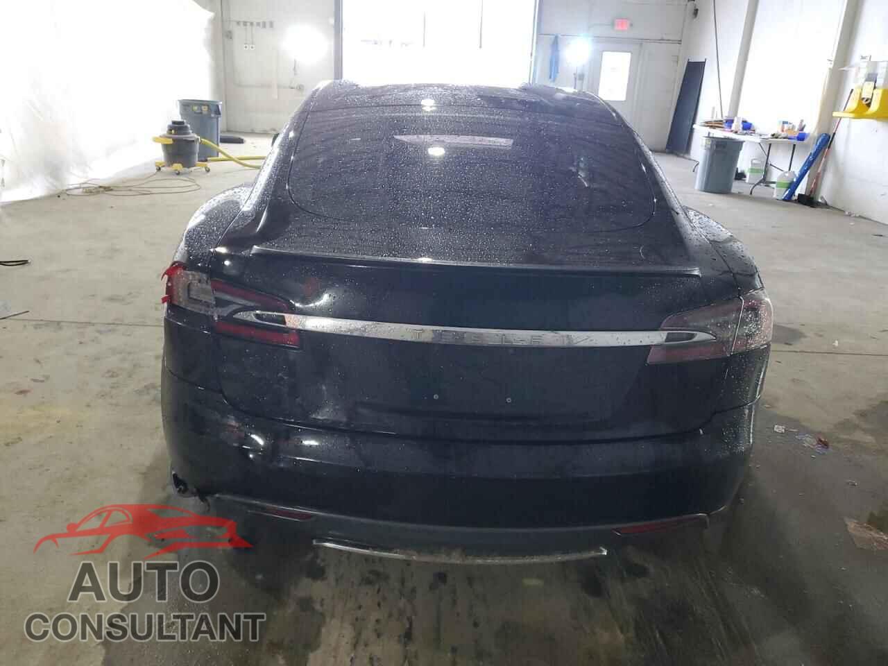 TESLA MODEL S 2013 - 5YJSA1CP5DFP07428
