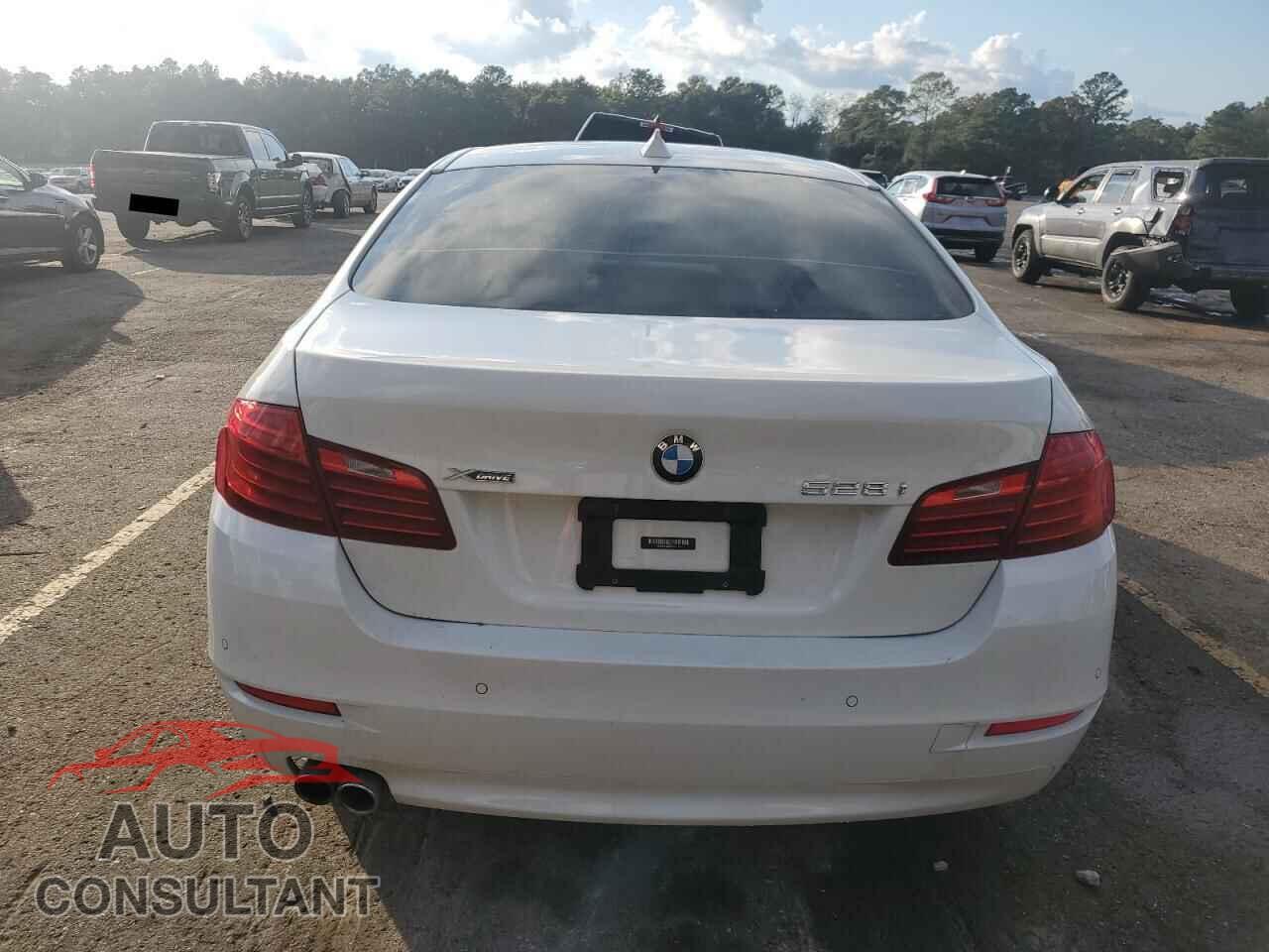 BMW 5 SERIES 2015 - WBA5A7C55FD623132