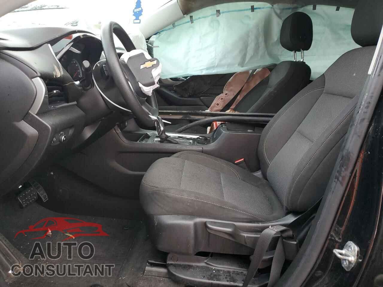 CHEVROLET TRAVERSE 2019 - 1GNERFKW7KJ131141