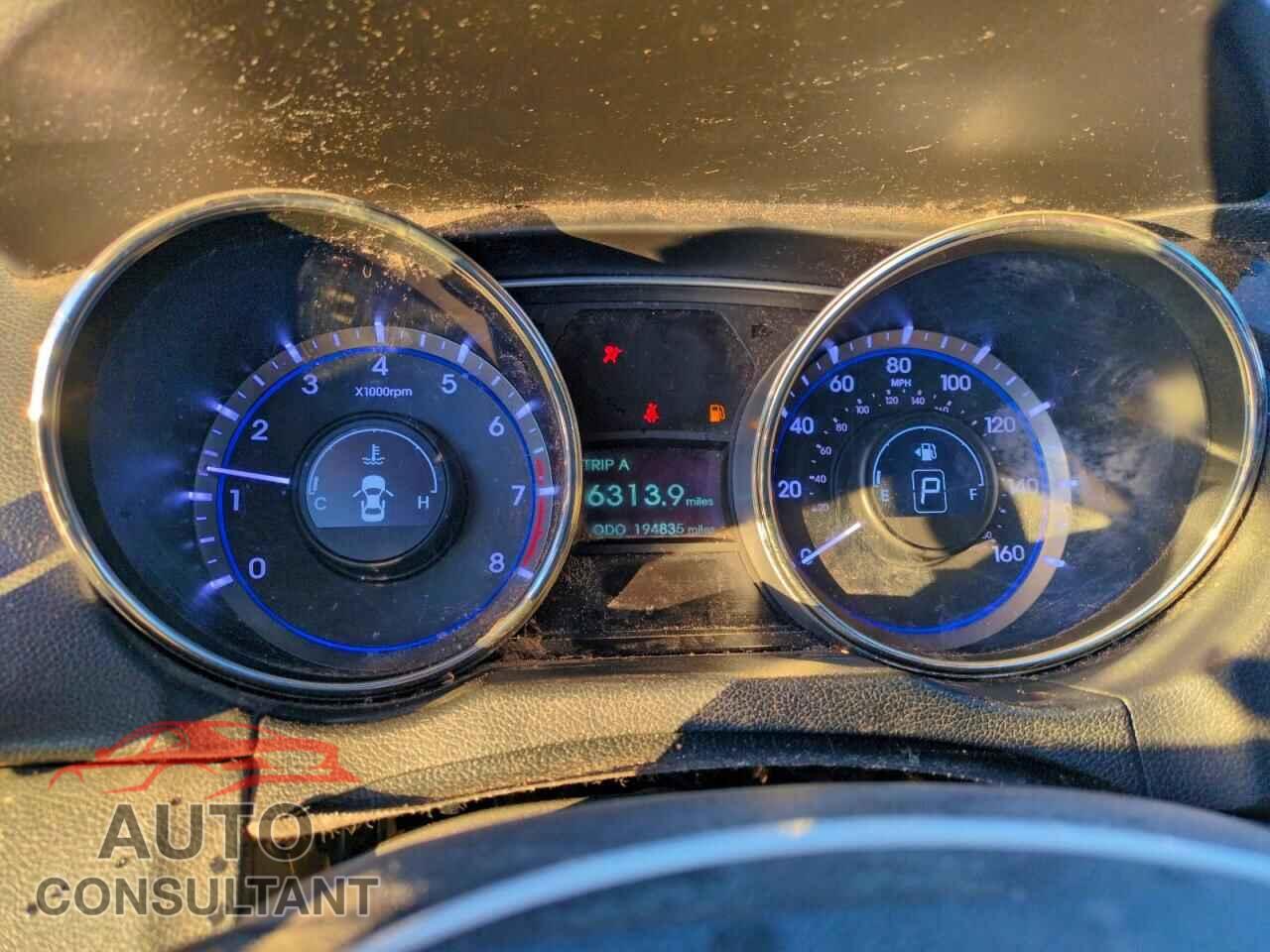 HYUNDAI SONATA 2011 - 5NPEC4AC8BH118963