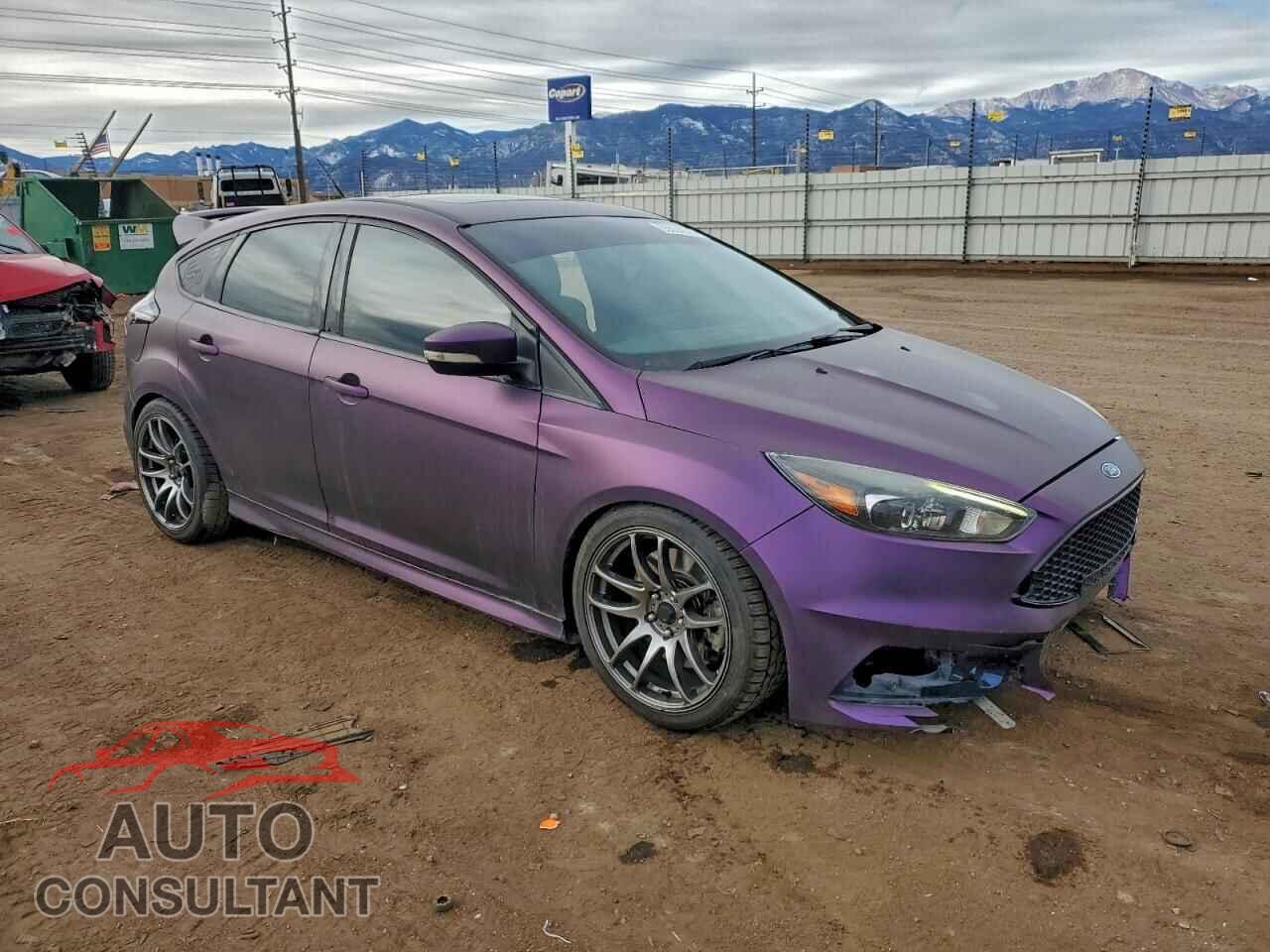 FORD FOCUS 2017 - 1FADP3L98HL340859