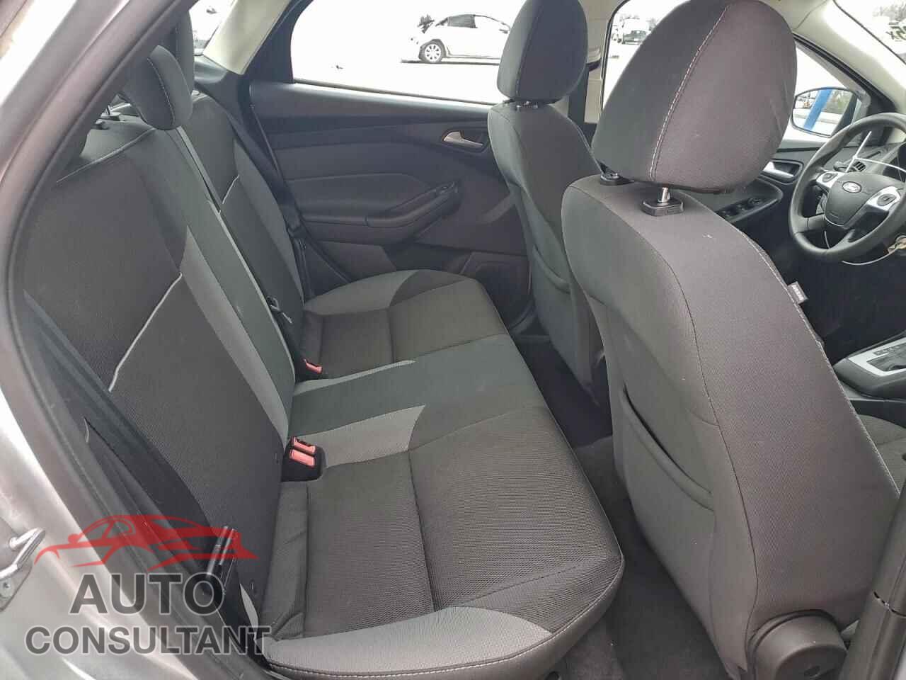 FORD FOCUS 2014 - 1FADP3F26EL323083