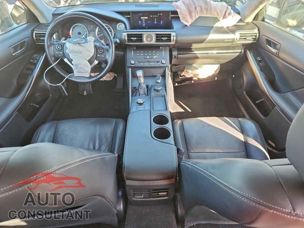 LEXUS IS 2016 - JTHBA1D26G5013340