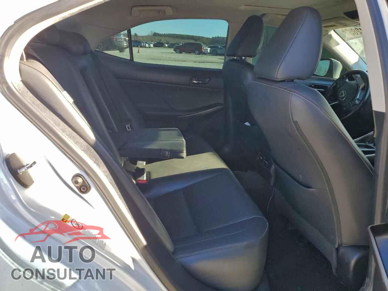 LEXUS IS 2014 - JTHBF1D28E5043454