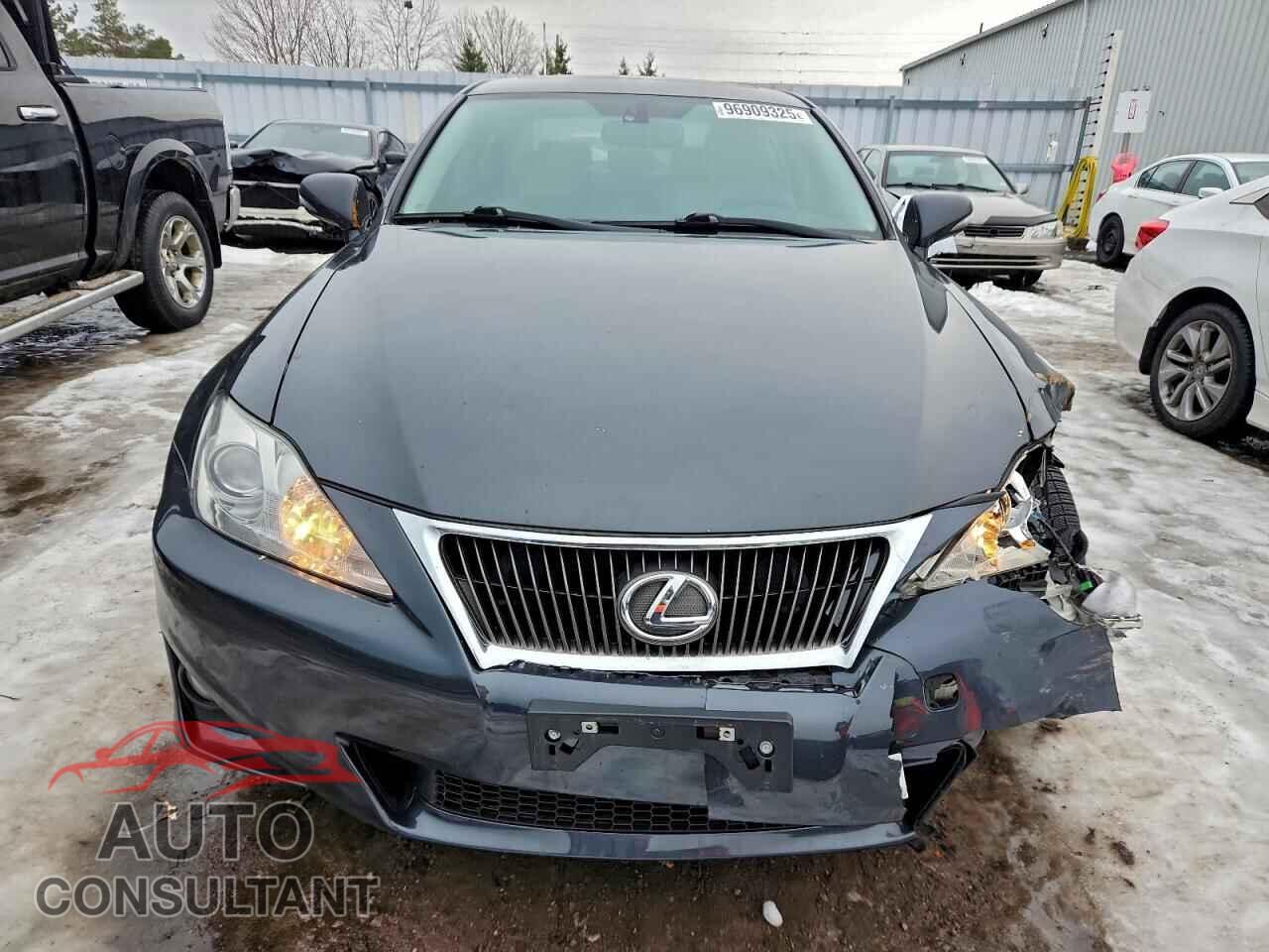LEXUS IS 2011 - JTHCF5C25B5052489