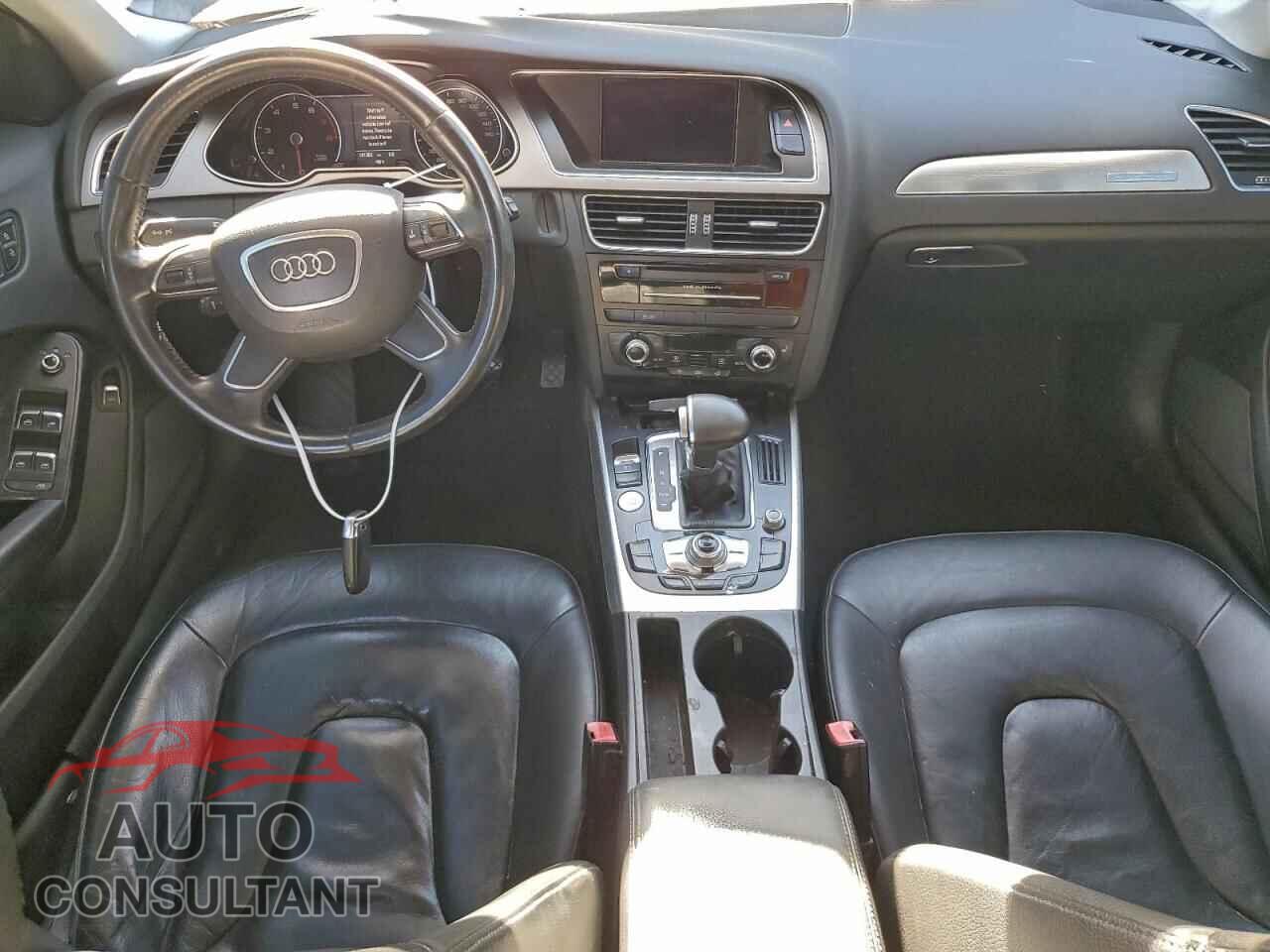 AUDI A4 2013 - WAUFFAFL8DN018431