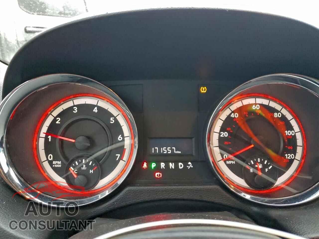 DODGE CARAVAN 2011 - 2D4RN4DG8BR778579