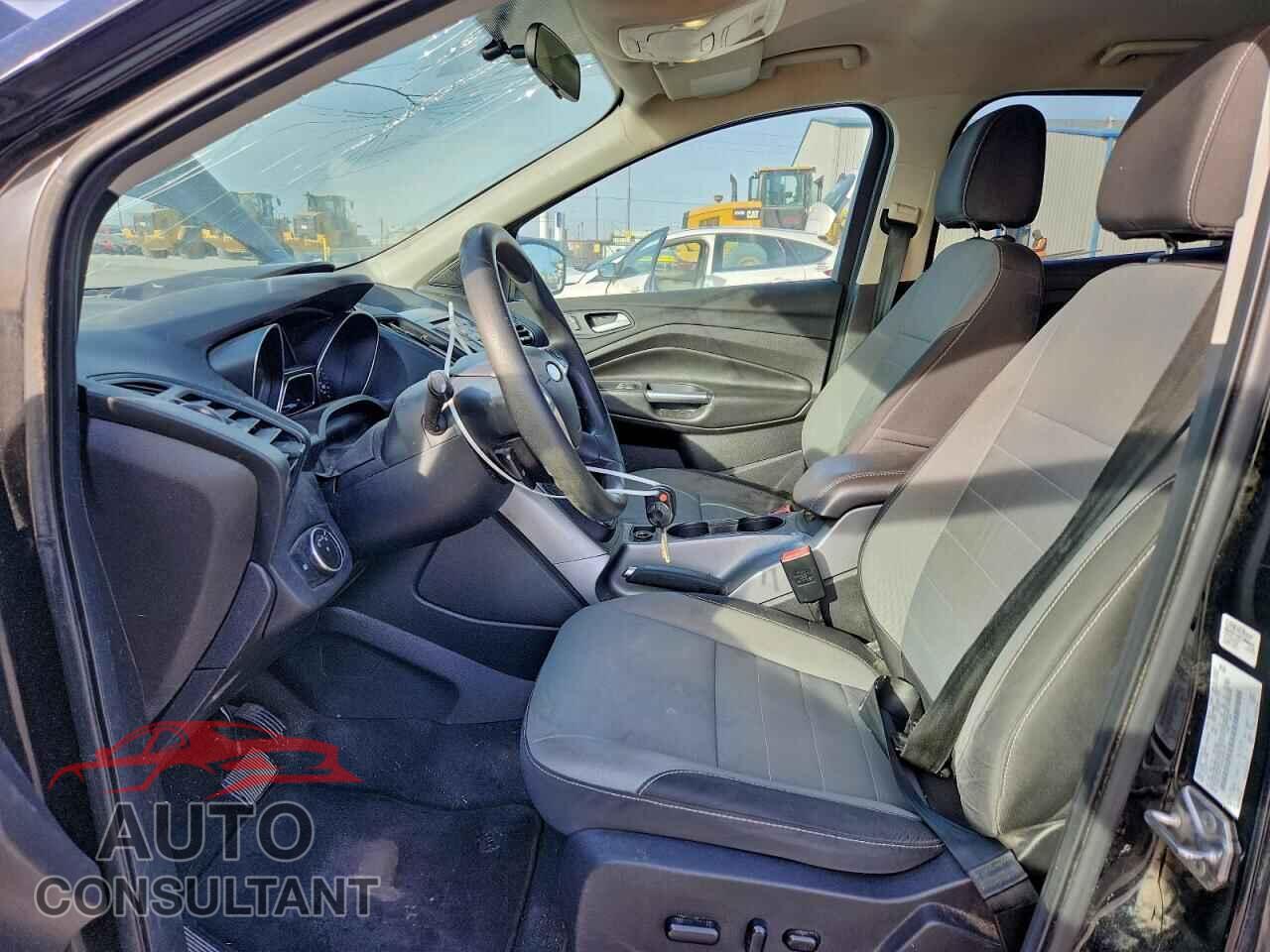 FORD ESCAPE 2016 - 1FMCU0G74GUA70197