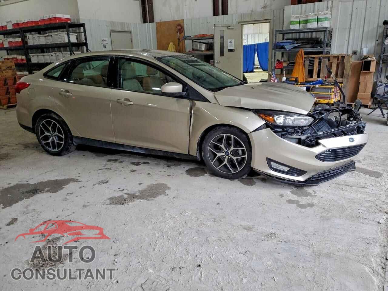 FORD FOCUS 2018 - 1FADP3FE2JL210252