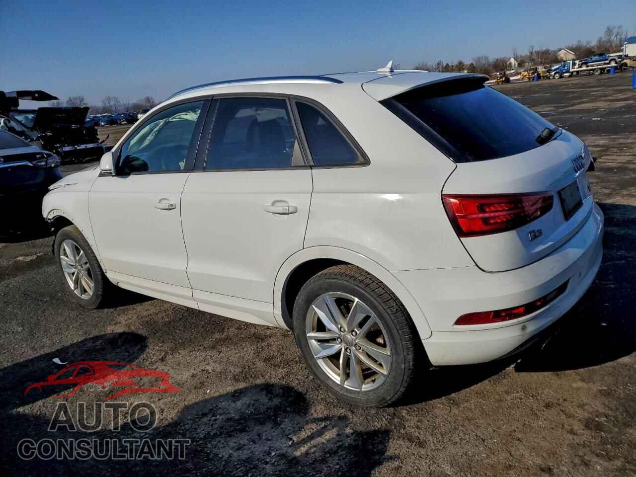 AUDI Q3 2017 - WA1ECCFS5HR010922