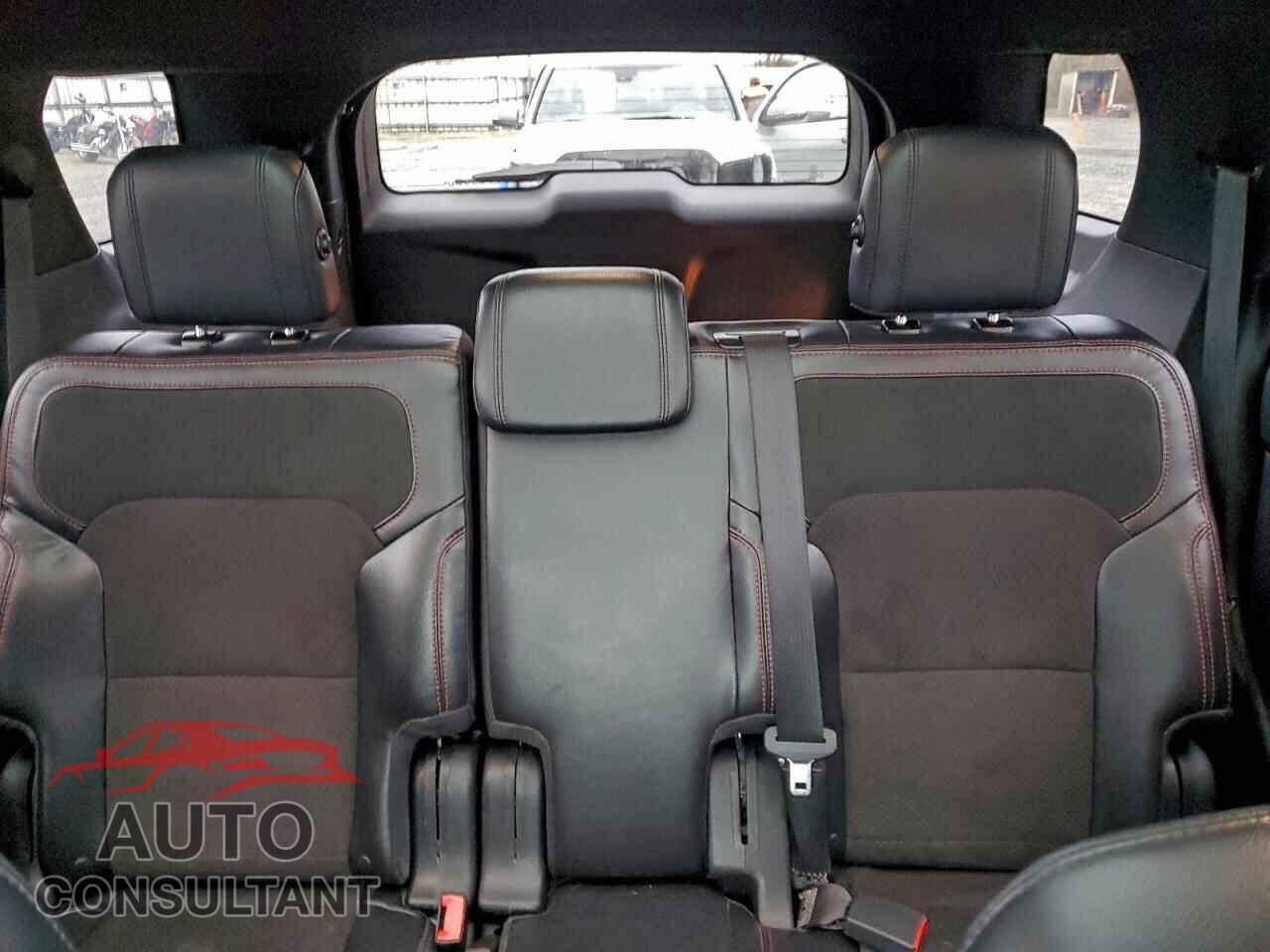 FORD EXPLORER 2018 - 1FM5K8D85JGB20542