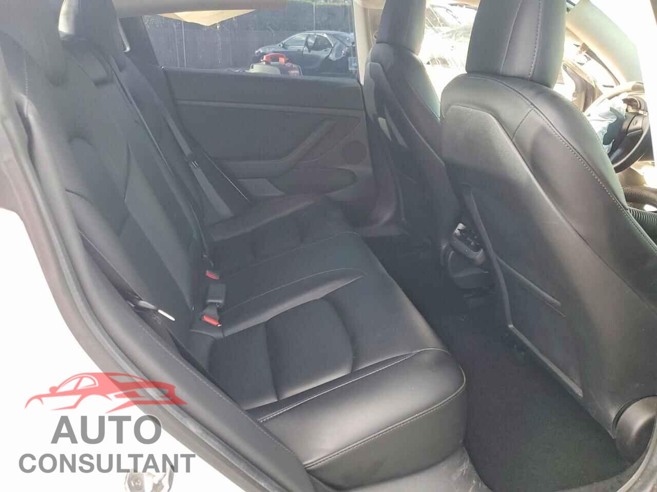 TESLA MODEL 3 2021 - 5YJ3E1EB2MF055247