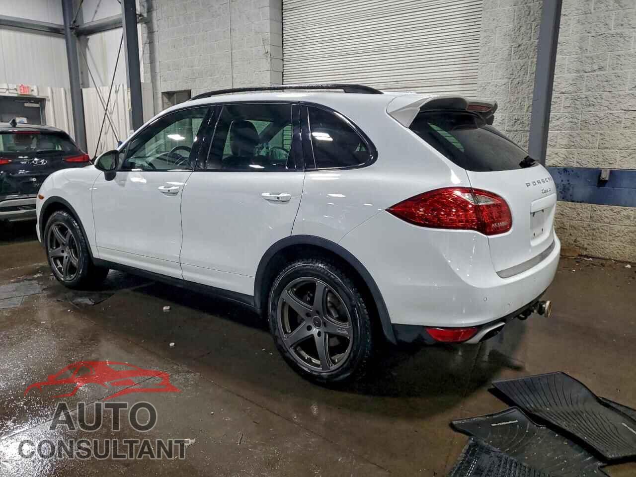 PORSCHE CAYENNE 2014 - WP1AA2A25ELA91297