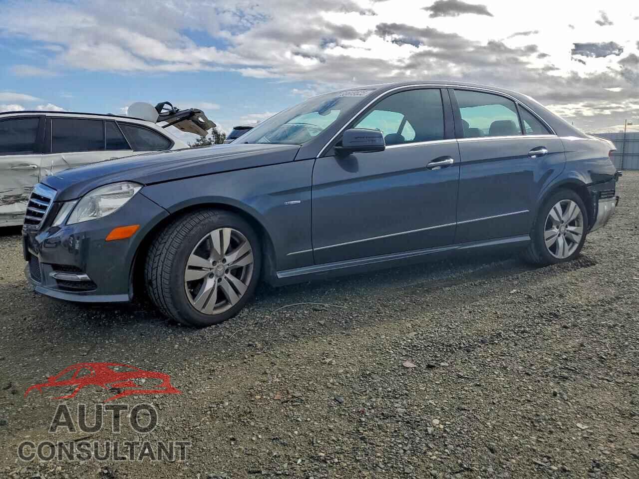 MERCEDES-BENZ E-CLASS 2012 - WDDHF2EB0CA524700