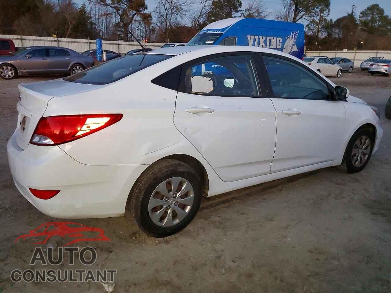 HYUNDAI ACCENT 2017 - KMHCT4AE8HU293684