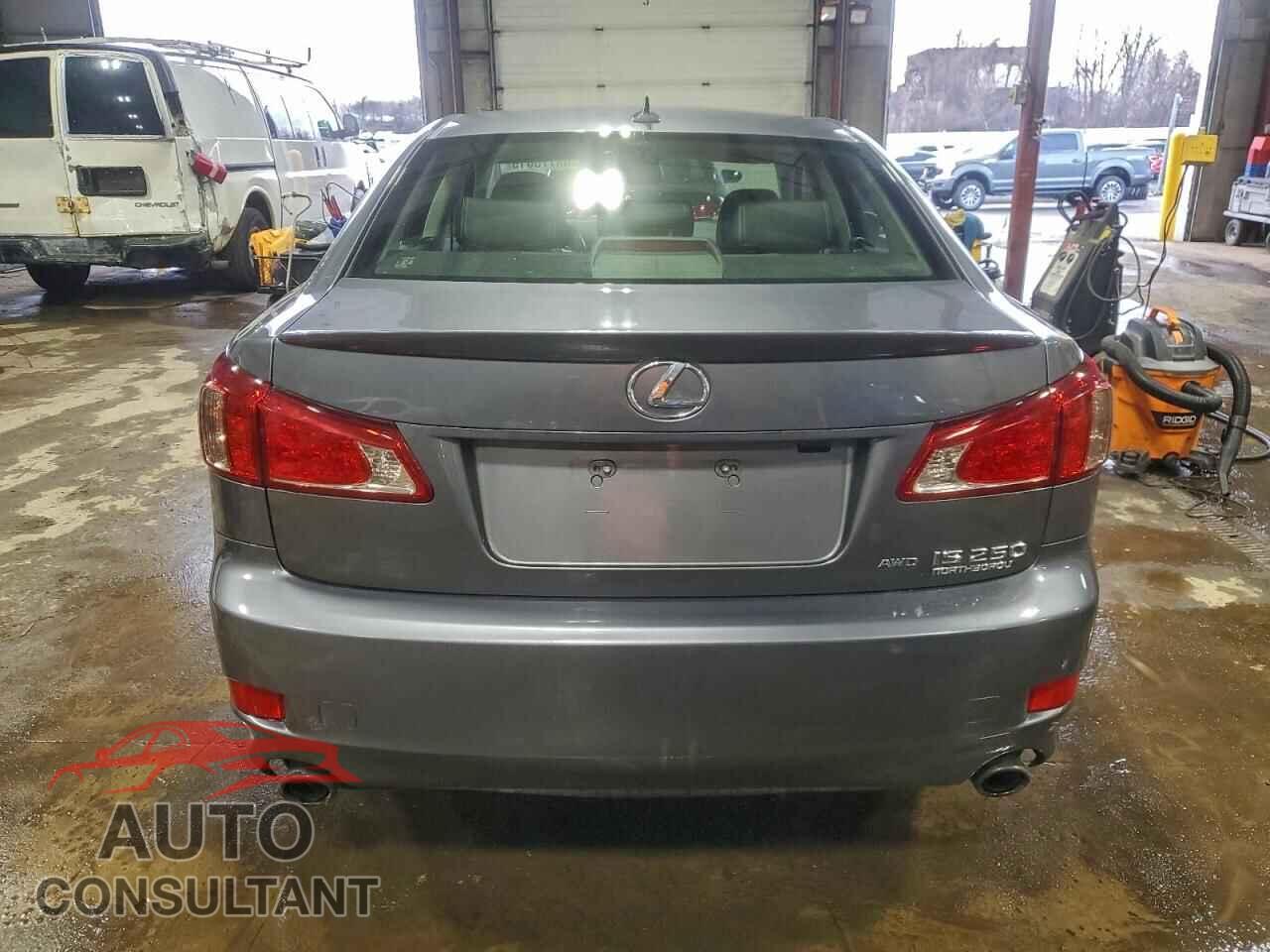 LEXUS IS 2012 - JTHCF5C23C5054484