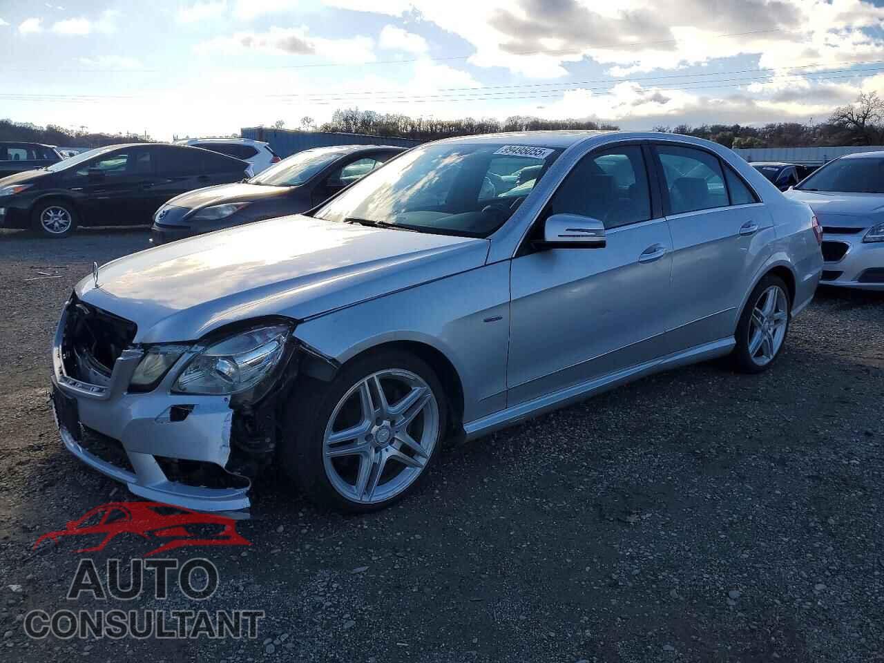 MERCEDES-BENZ E-CLASS 2012 - WDDHF5KB0CA657284