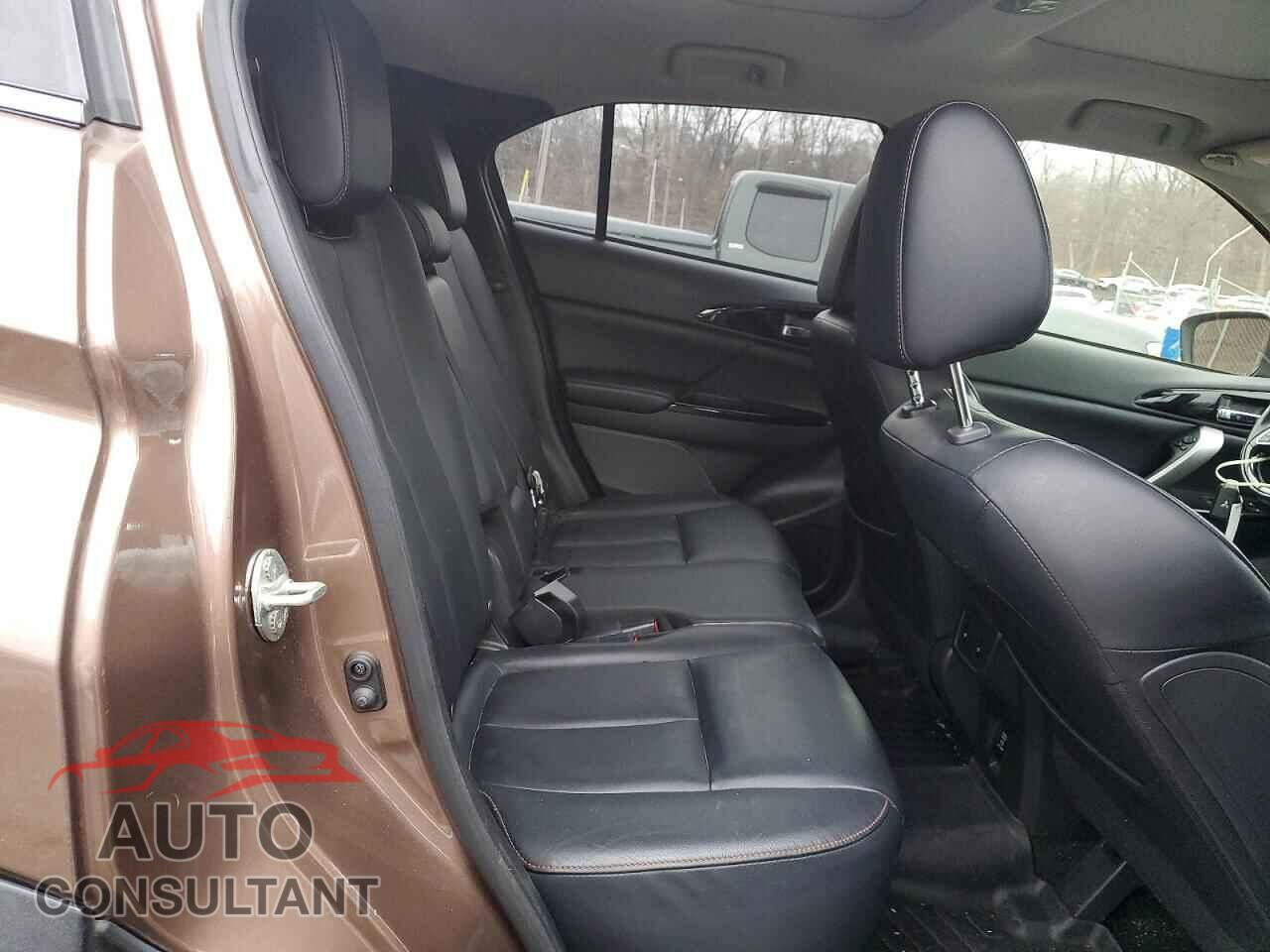 MITSUBISHI ECLIPSE 2019 - JA4AT5AA7KZ048216